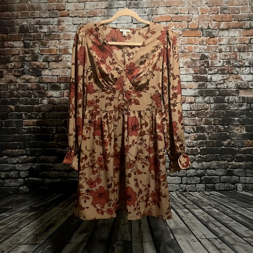 SIGNIFY ladies small HOBO style peasant sleeve dress